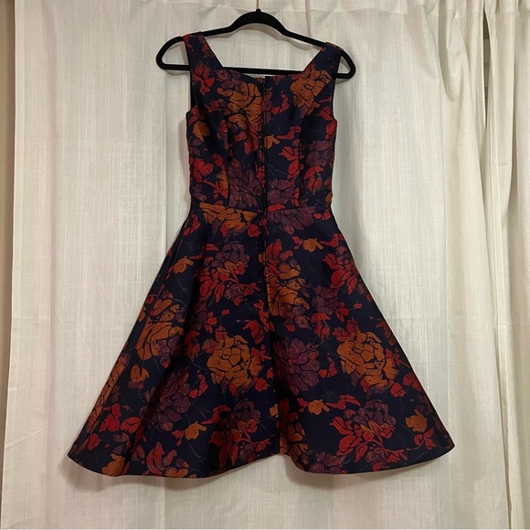ModCloth RSVP Ready Fit and Flare Floral Dress Size 2 Women’s - Picture 5 of 7